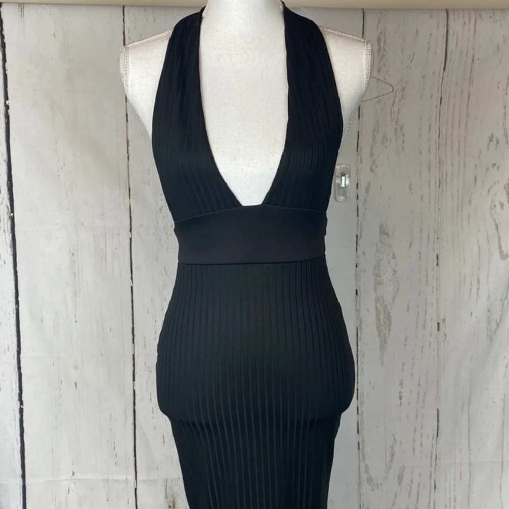 Dress - Picture 3 of 7